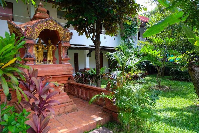 Karinthip Village Chiang Mai Exteriör bild